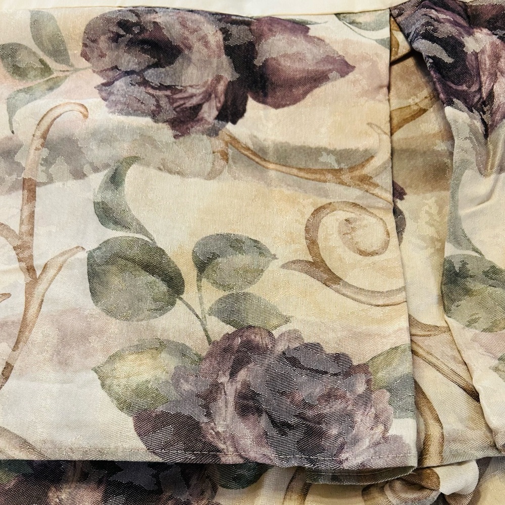 Croscill Chambord Cassis Purple Rose Queen Bed Skirt New Without Tags - Picture 2 of 5